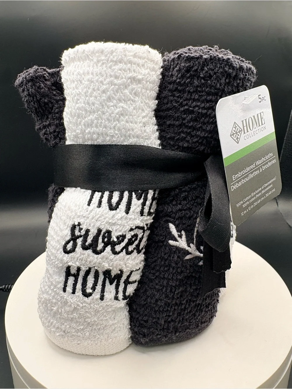 Home Collection Black & White Embroidered Washcloth Set FOR GUESTS ALSO